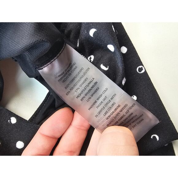 BETSEY JOHNSON POLKA DOT SPORTS BRA M breathable full support coverage active - Picture 5 of 8